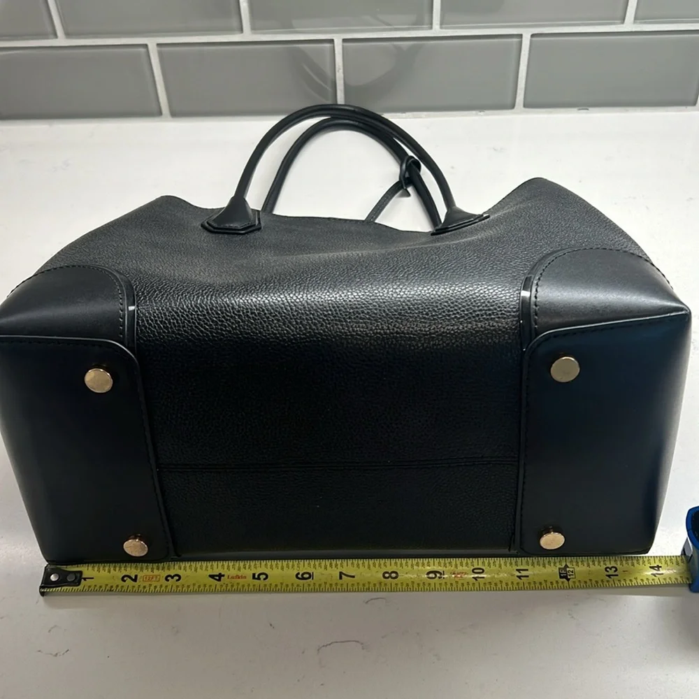 Michael Kors Mercer Gallery Large Leather Satchel Pebbled Leather Center‎ Zip
